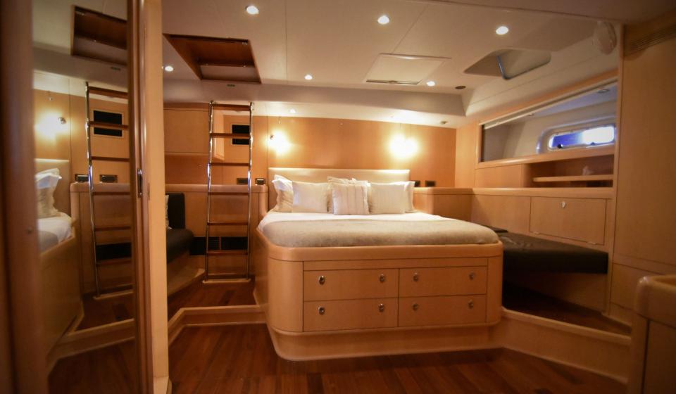 Oyster 82 Master Cabin v5