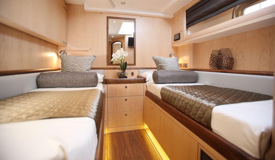 Oyster 82 Twin Cabin