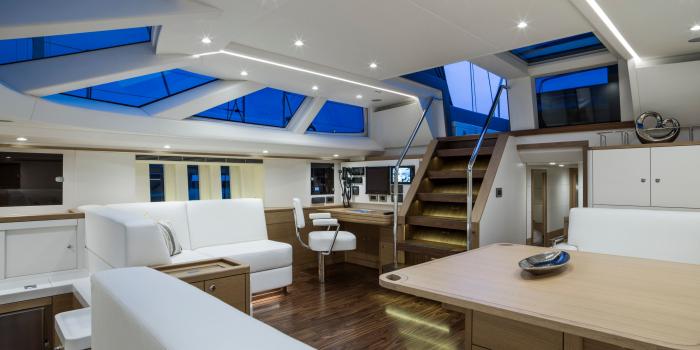 Oyster 825 Saloon and chart table