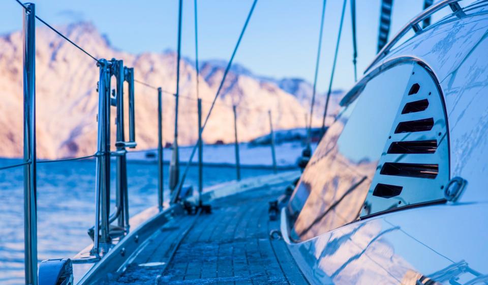 Oyster 885 Eyebrow detail