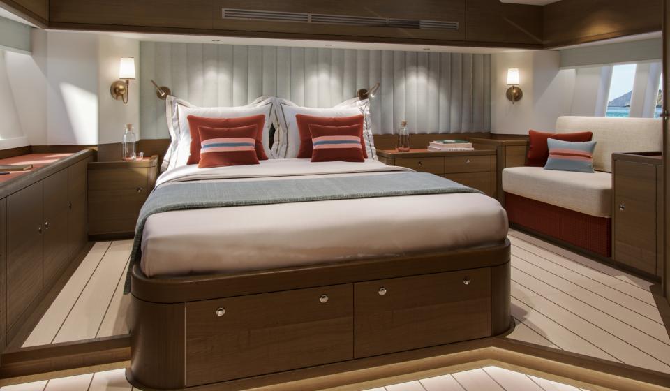 Oyster 885 Interior Images 1