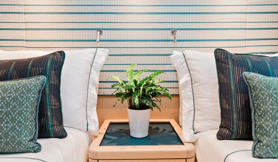 Oyster 885 Sunyo Interiors 7