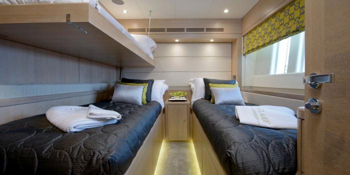 Oyster 885 Twin Cabin v2