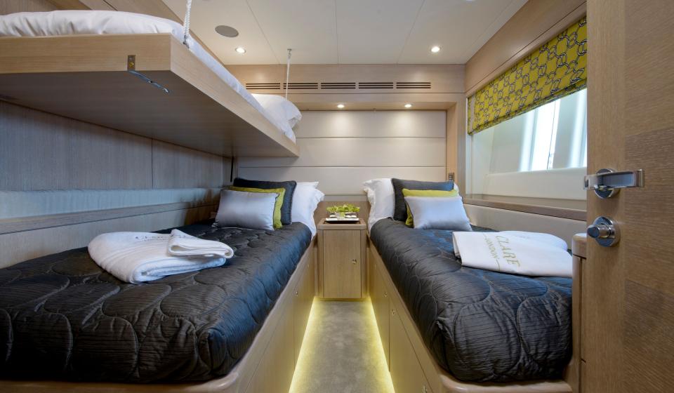 Oyster 885 Twin Cabin v2