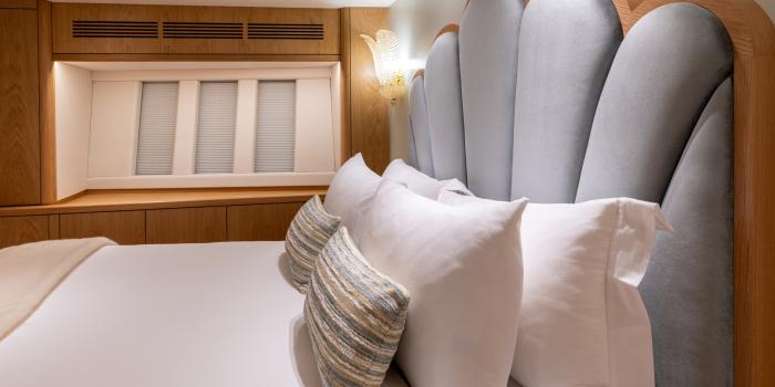 Oyster 885 Umoya Interiors available for Oyster Charter 10