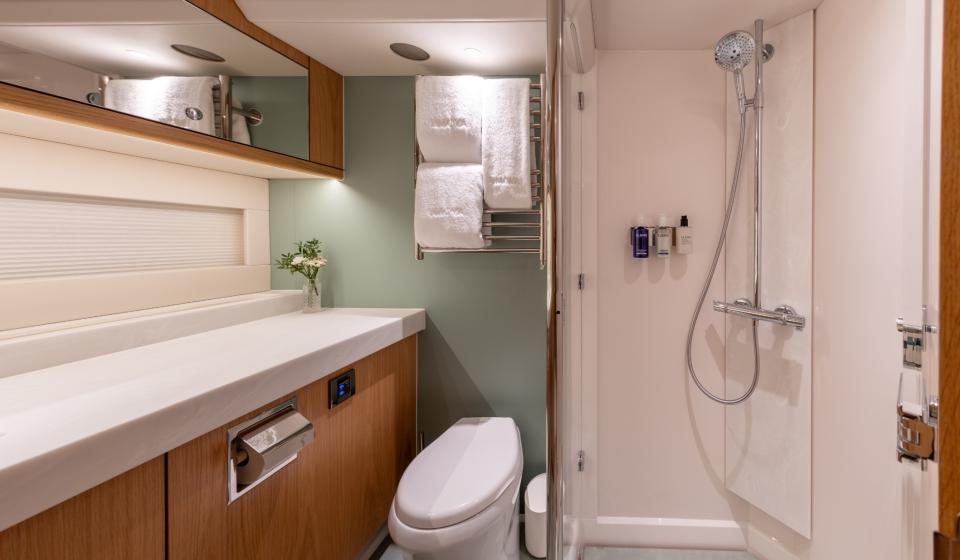 Oyster 885 Umoya Interiors available for Oyster Charter 5