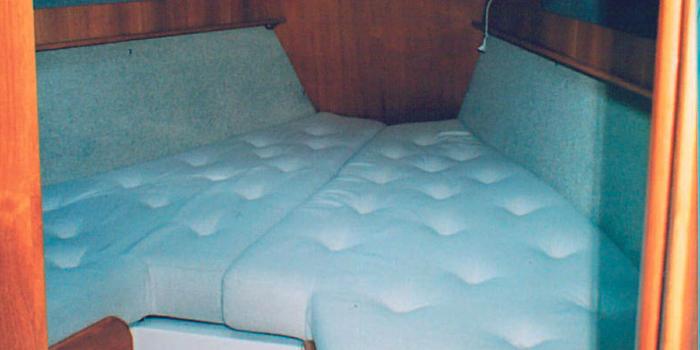 Oyster H37 Forward Berth