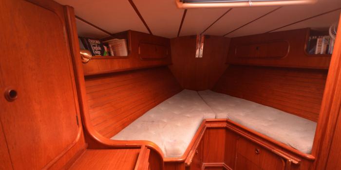 Oyster HP46 Forward Cabin