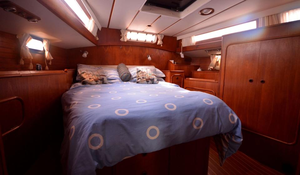 Oyster HP46 Master Cabin