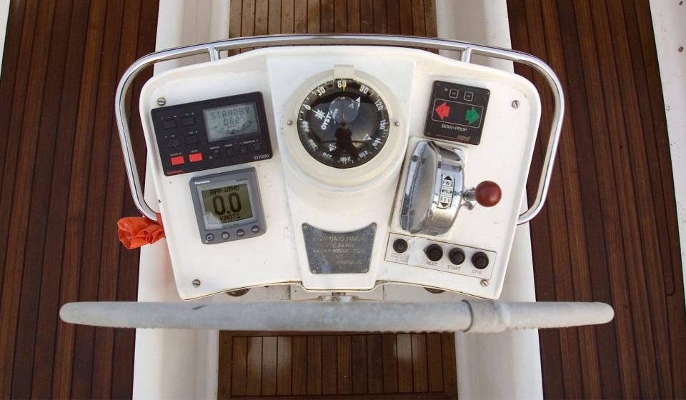 Oyster HP49 Pilothouse Cockpit 2
