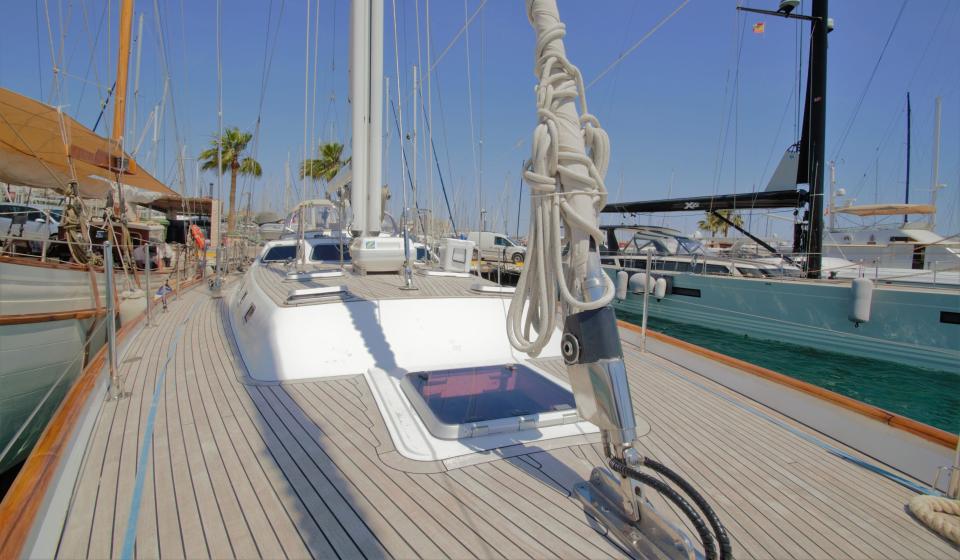 Oyster HP68 Foredeck 2 v2