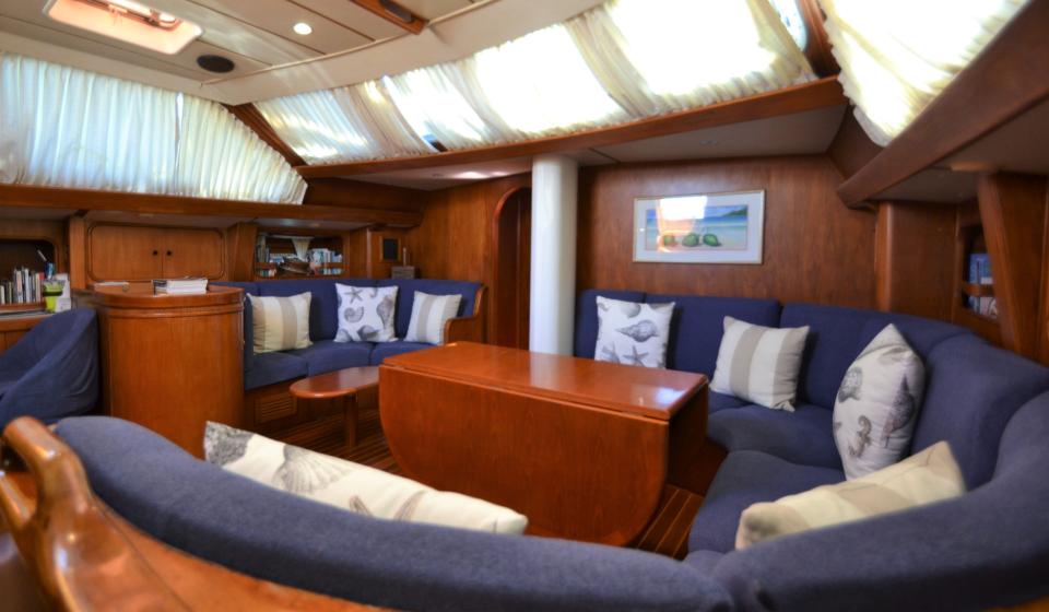 Oyster HP68 Saloon 2