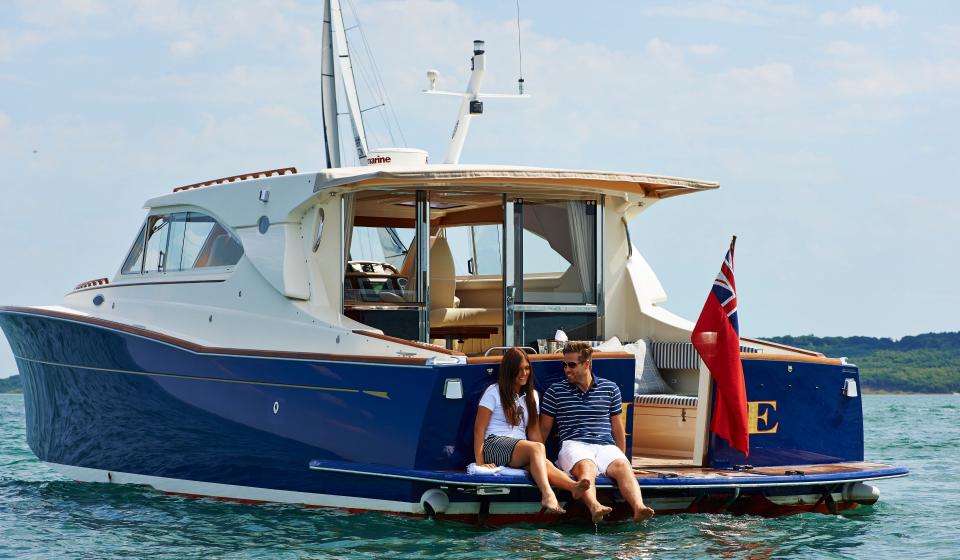 Oyster LD43 Anchored 4