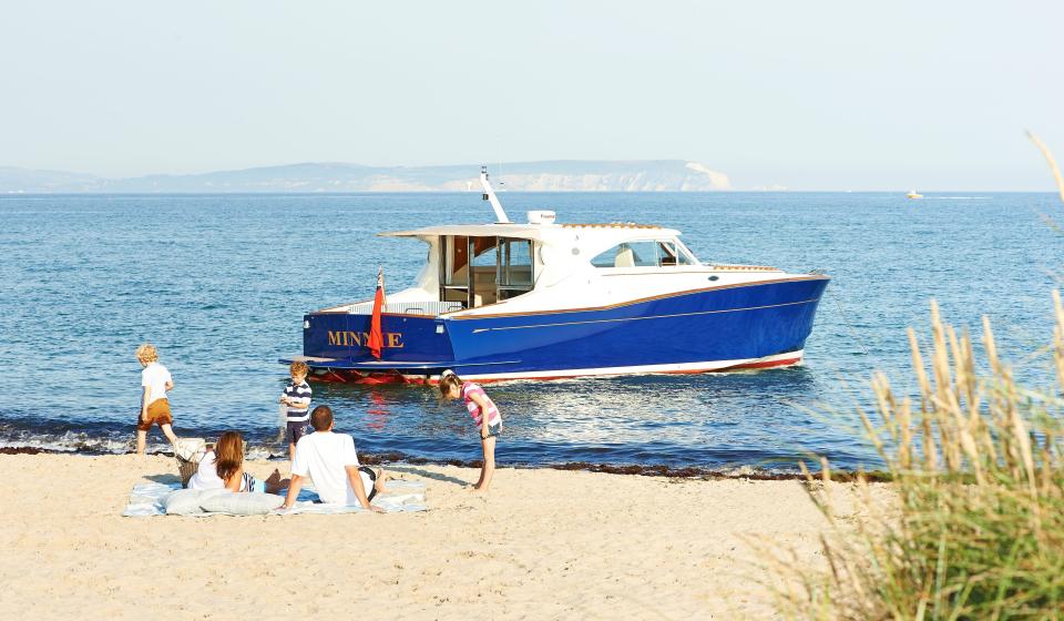 Oyster LD43 Anchored 5