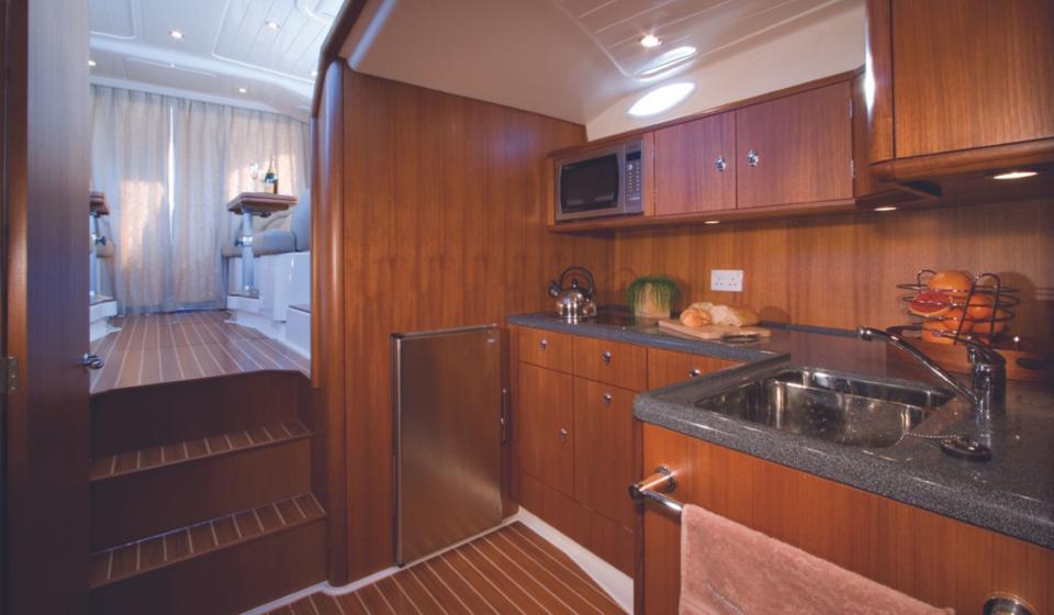 Oyster LD43 Galley 2