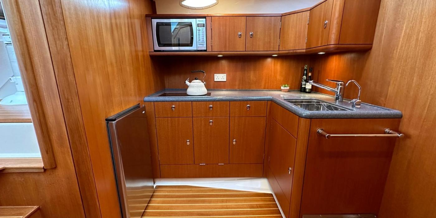 Oyster LD43 MoondanceOfCrinan INT 4