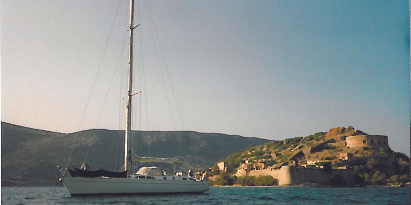 Oyster LW48 Anchored 1