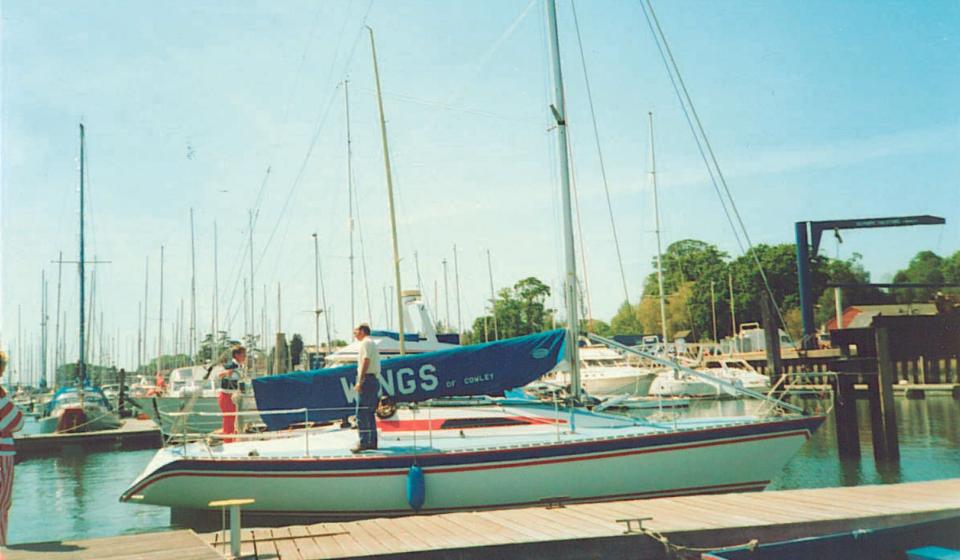 Oyster SJ35 Moored 3