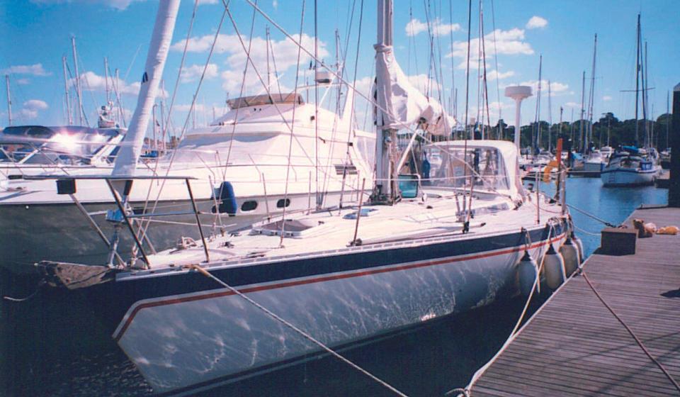 Oyster SJ41 Berthed 2