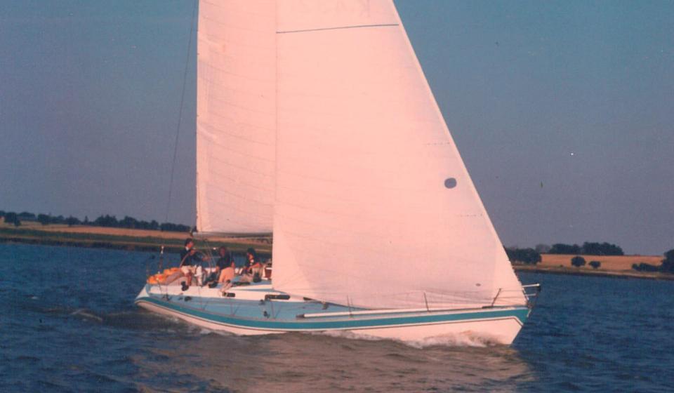 Oyster SJ43 Sailing 6