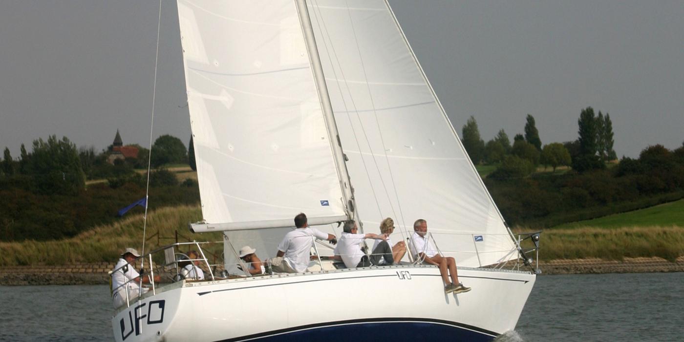 Oyster UFO Sailing 4