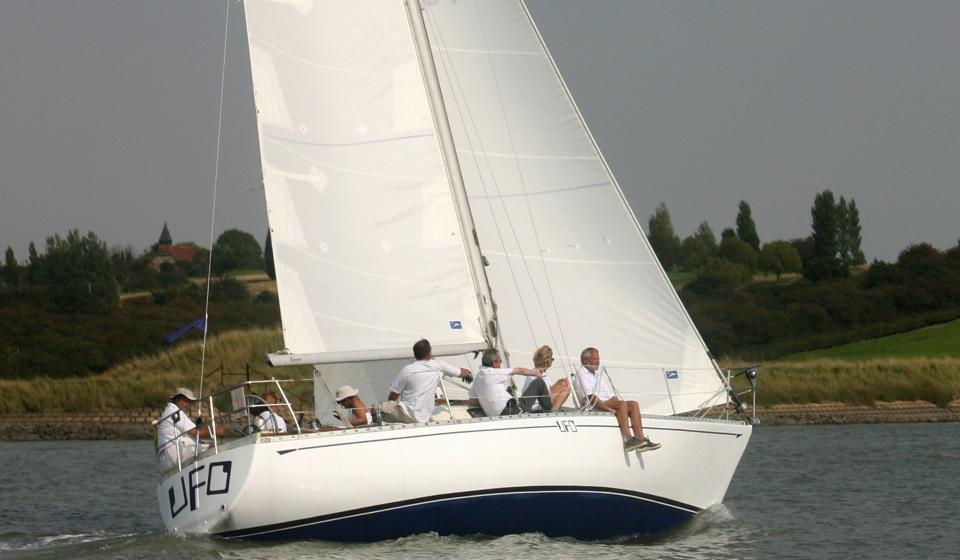 Oyster UFO Sailing 4