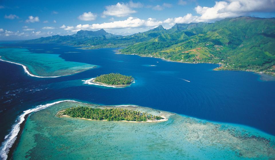 Oyster World Rally 2013 2014 Circumnavigation Arial View