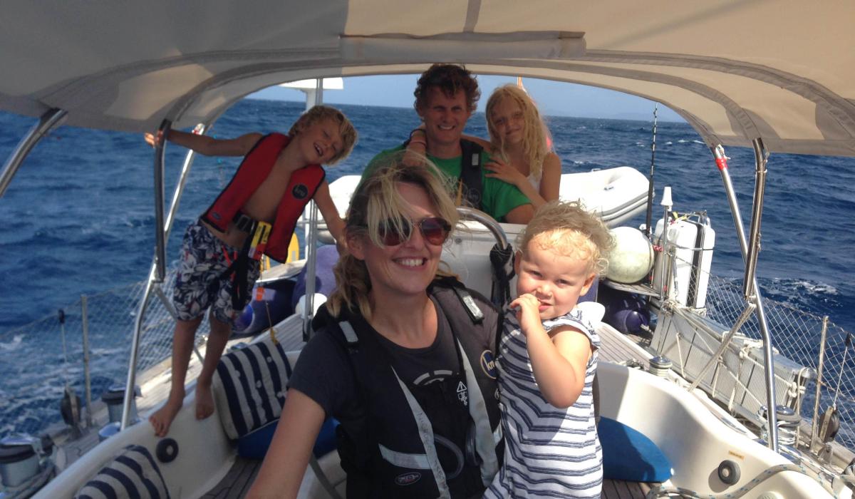 Oyster Yachts News Circling The Globe Sailing Around The World Story The Craven Family