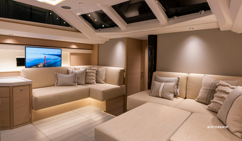 Oyster Yachts Oyster 495 Interior Cool Oak Saloon TV