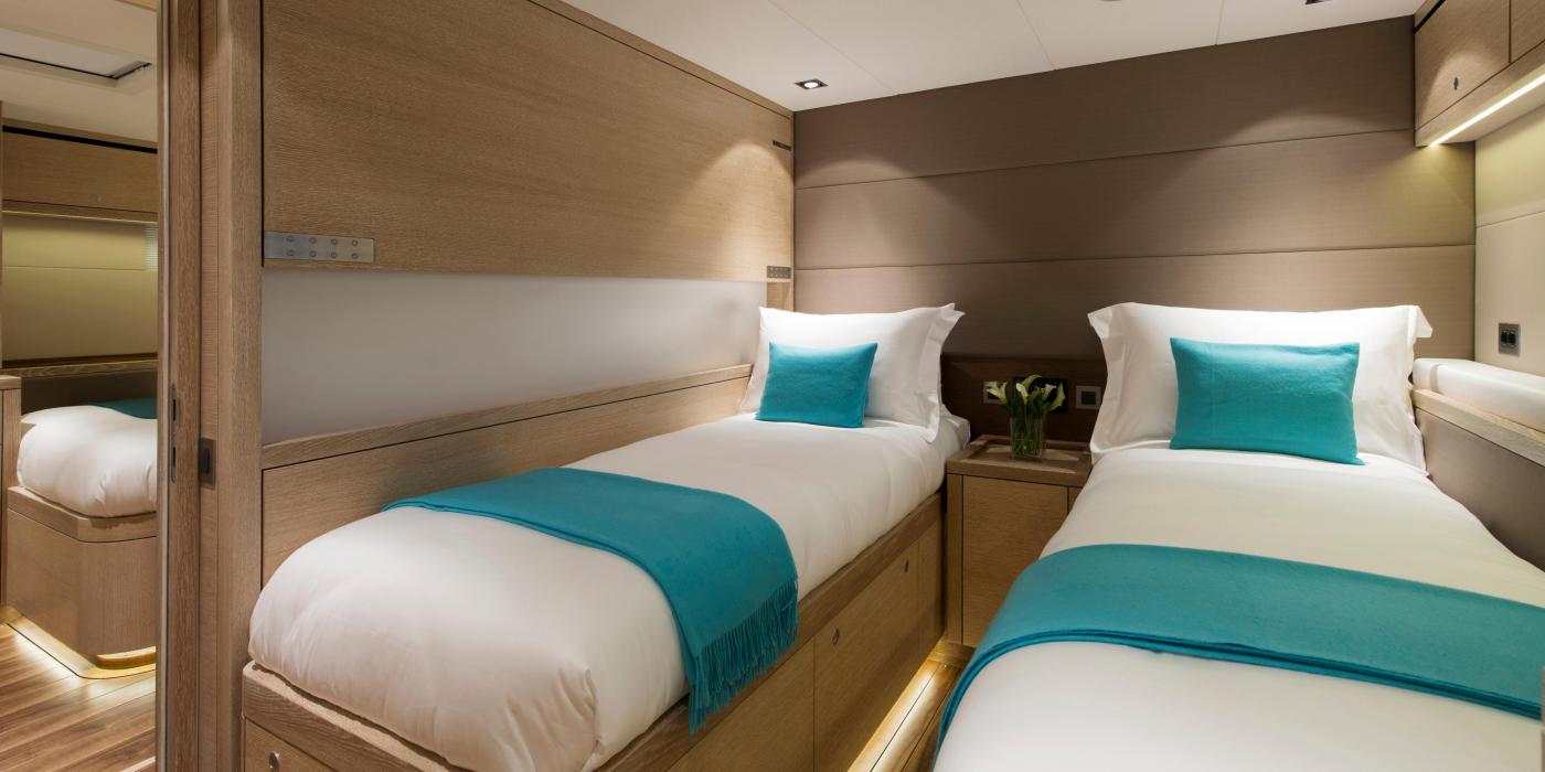 Oyster sailing charter 3