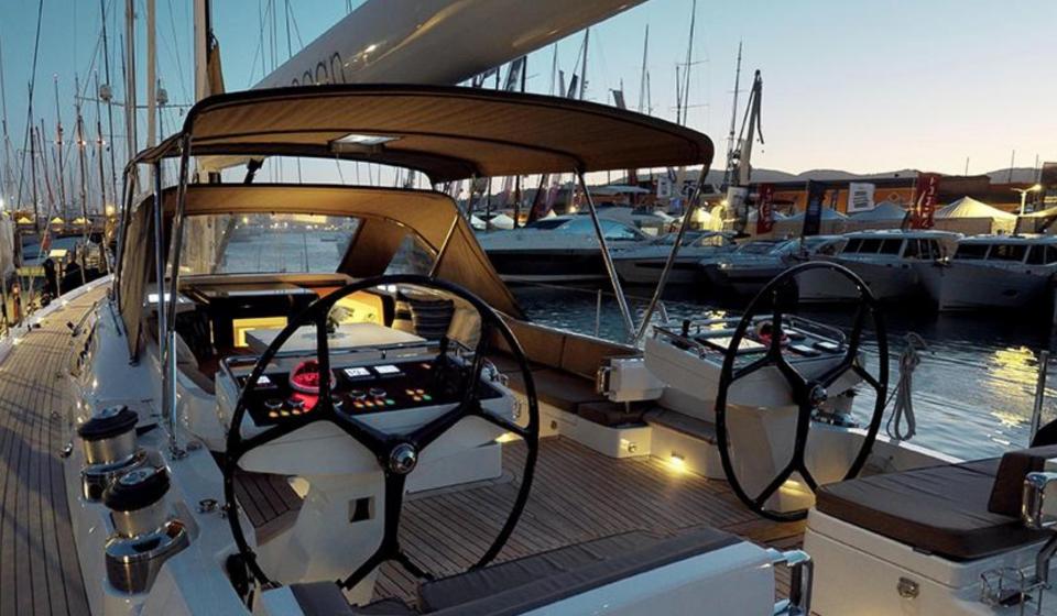 Oyster sailing charter 5