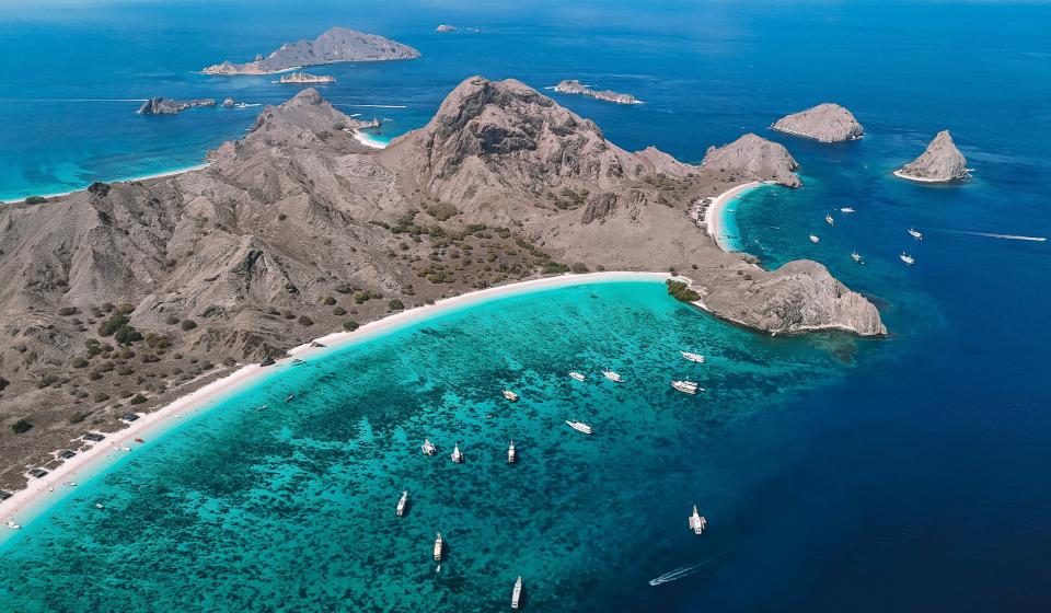 Padar Island Indonesia Oyster World Rally 4