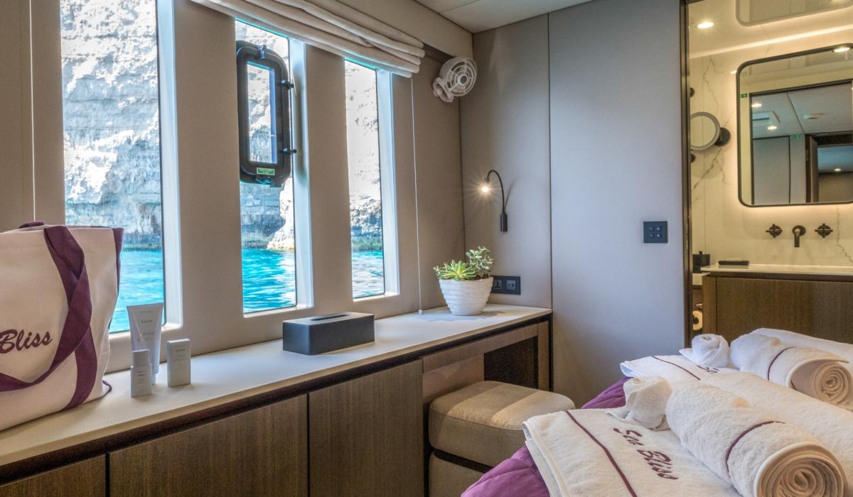 Sea Bliss Sunreef 70 Catamaran Gallery 6