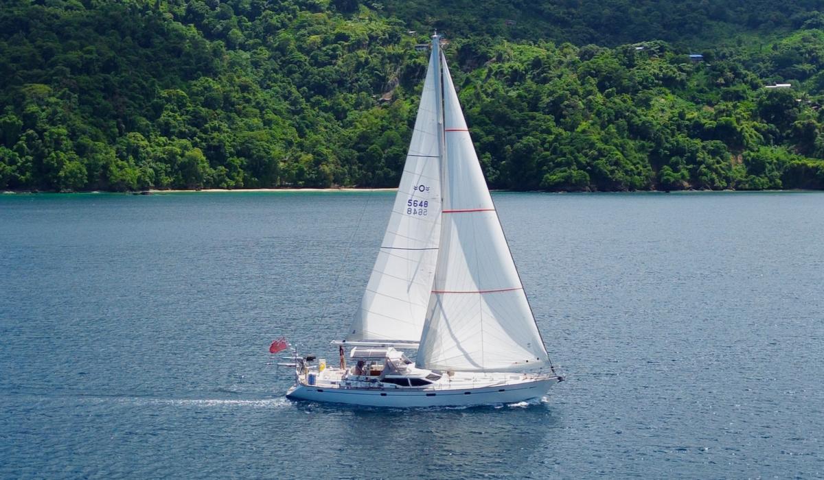 Sea Pearl Yacht For Charter Oyster 56