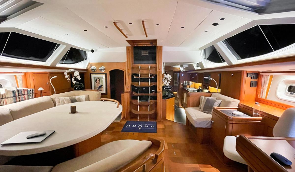 Uhuru Yacht Saloon