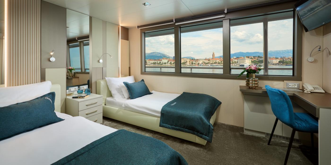 Yacht Ohana Cabins 2