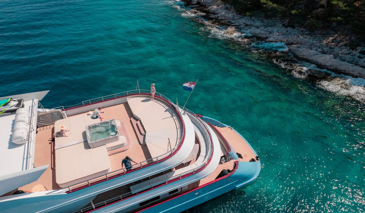Yacht Ohana Gallery 7