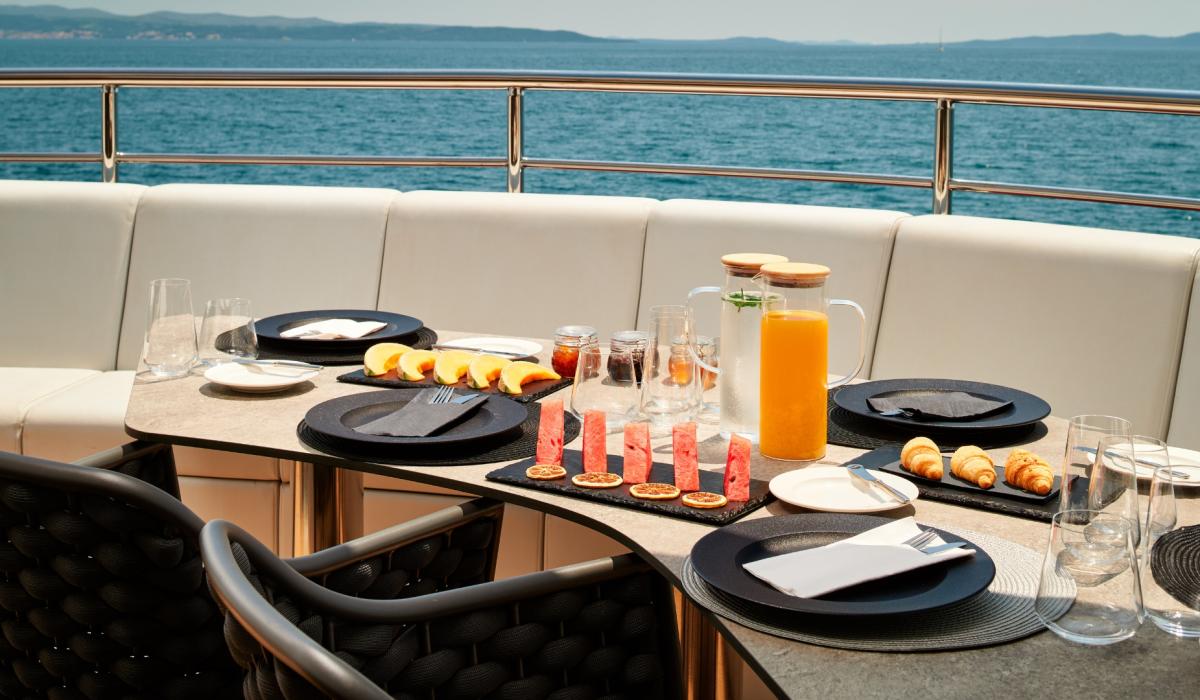 Yacht Ohana Gallery 8