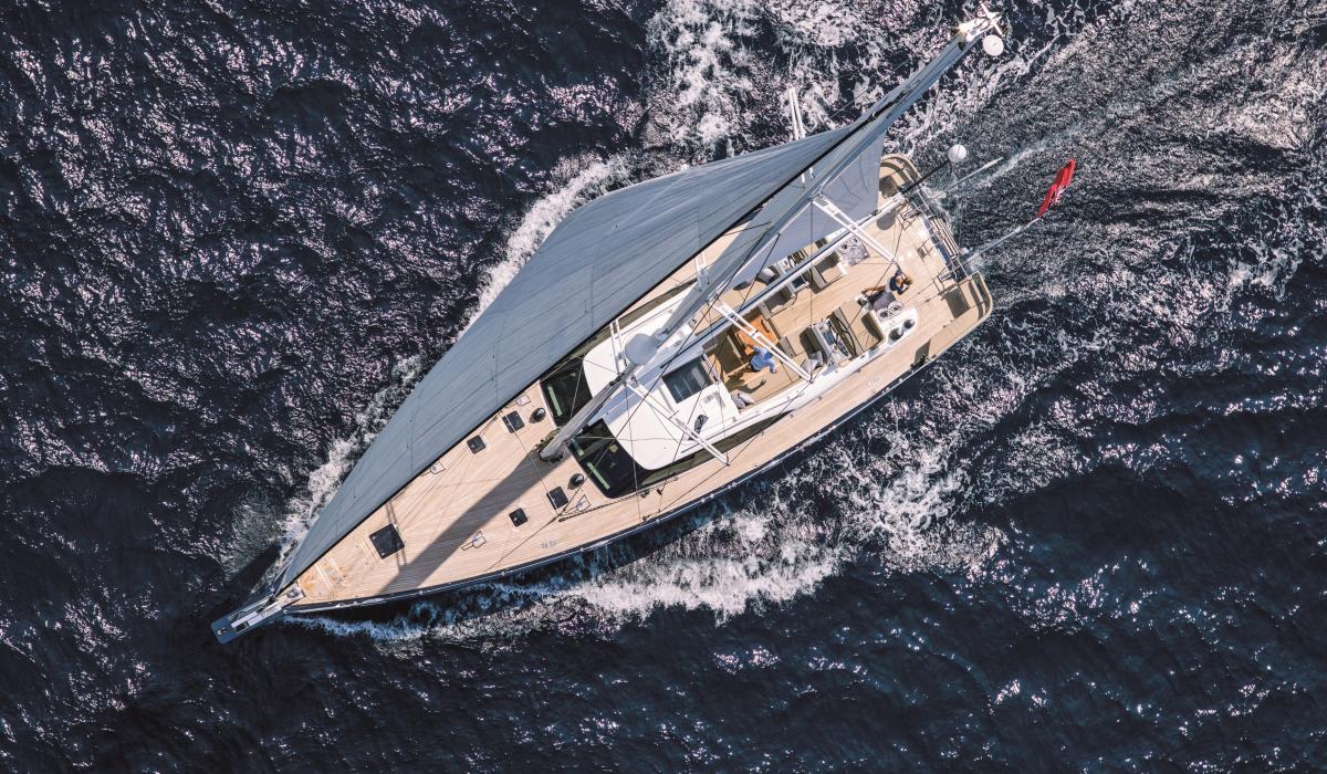 full speed across atlantic ocean sailing yacht