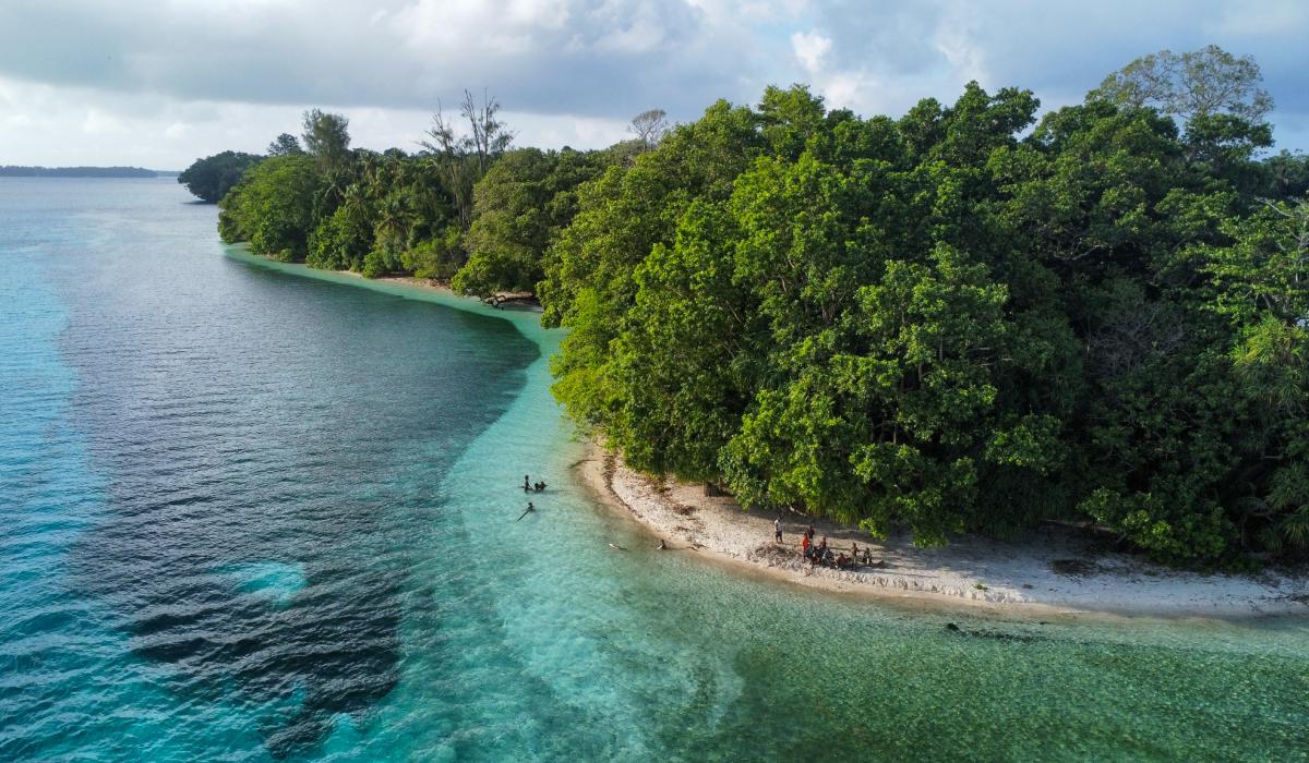 oyster 62 uhuru solomon islands