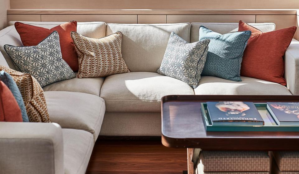 sailing charter holiday 5 v3