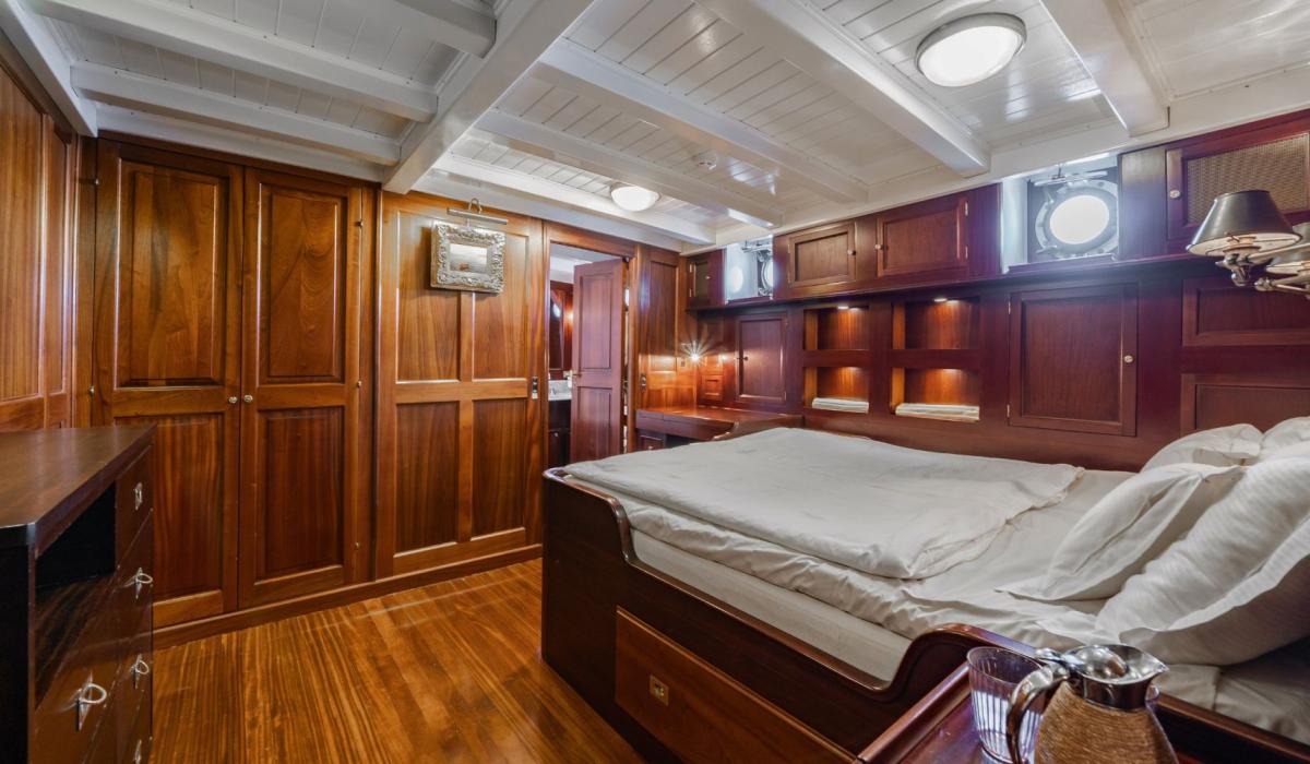 trinakria 160ft schooner sailing yacht bgyb 12