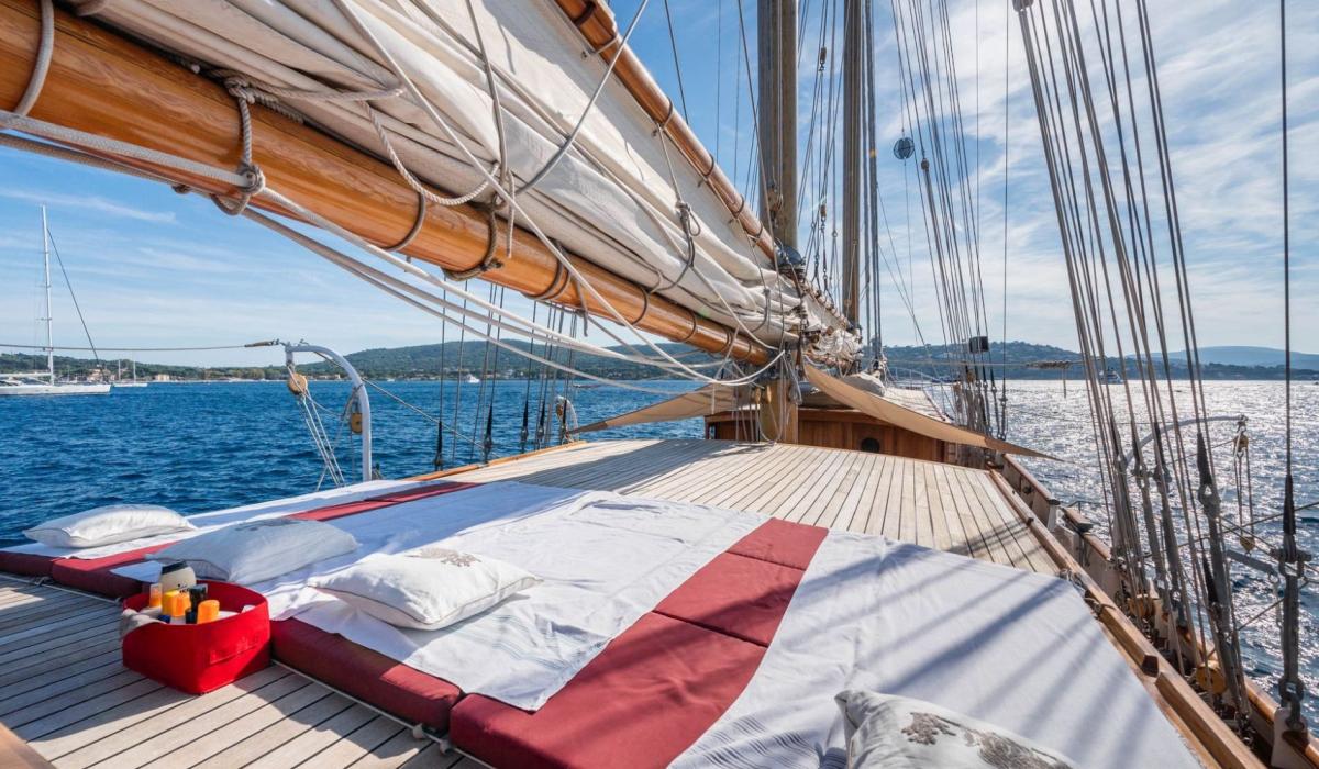 trinakria 160ft schooner sailing yacht bgyb 17
