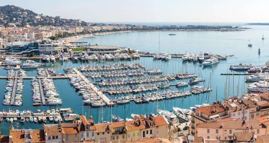 Cannes Yachting Festival 2022 Oyster Yachts