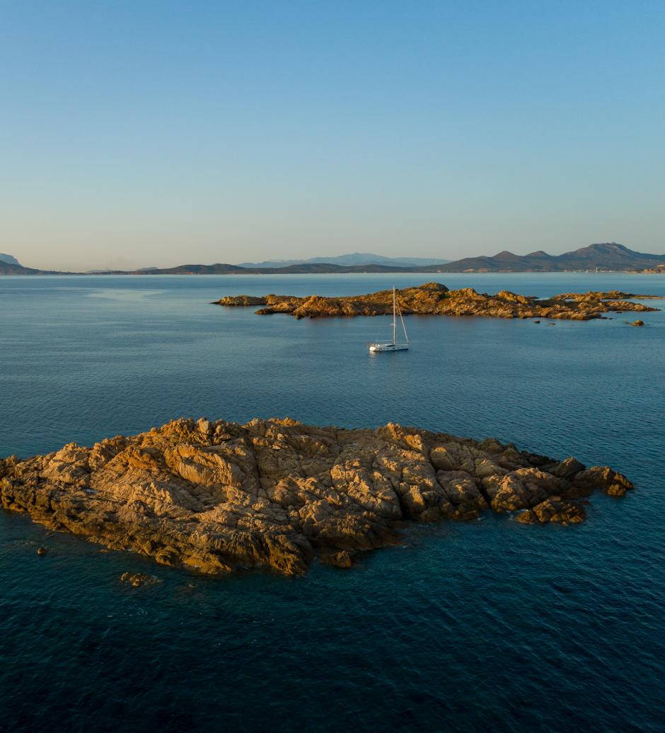 Oyster 565 at anchor Sardinia