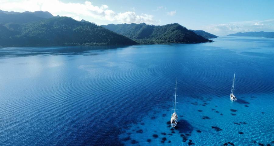 Oyster World Rally Limited Places Grid Small v2