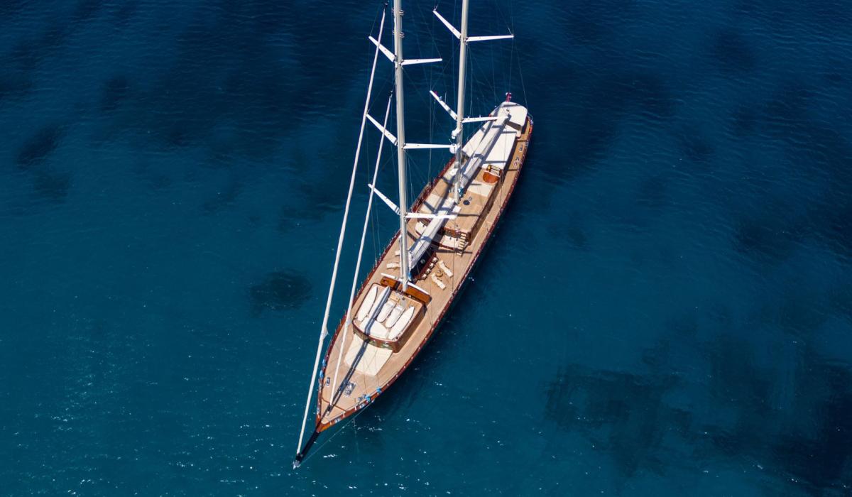 136ft big blue yachting sailing schooner satori for charter bgyb 06