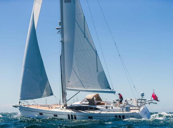 565 cruising on the water