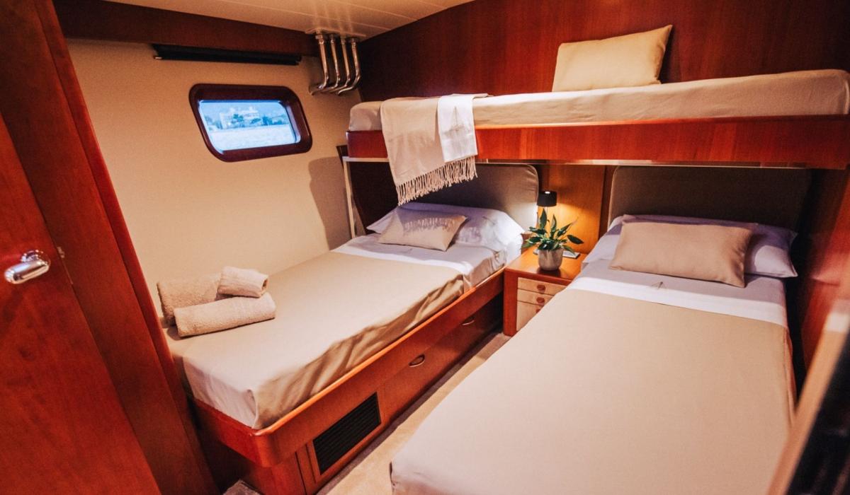 BGYB Yacht Charter sailing yacht FREE AT LAST 29m 012