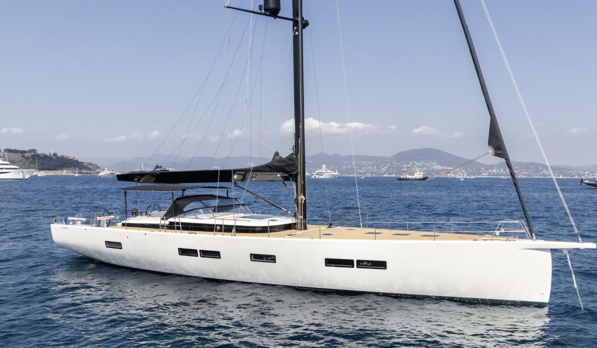 BGYB charter y7 yyacht mystic photo2